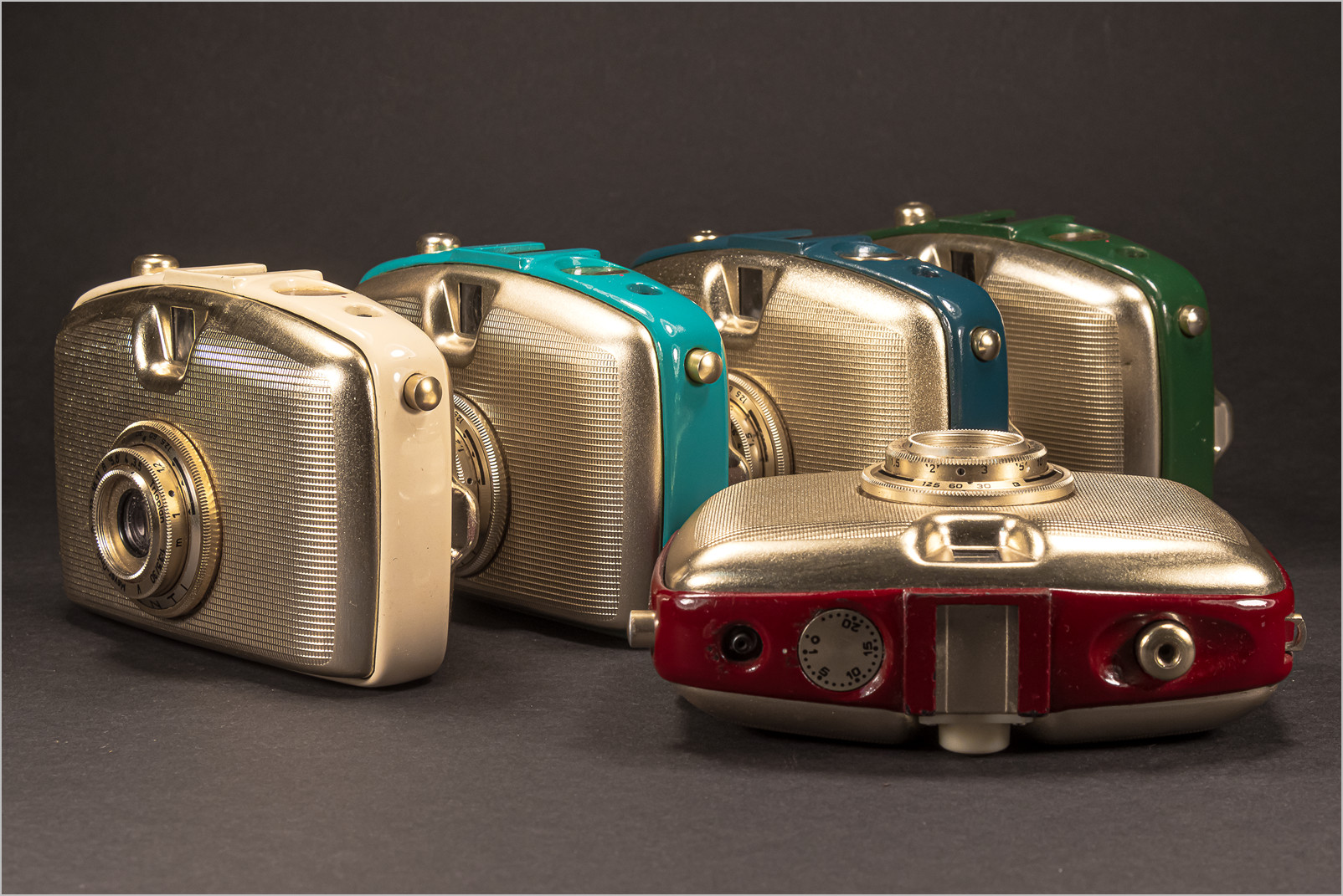 Welta Penti 1, Farbvarianten.