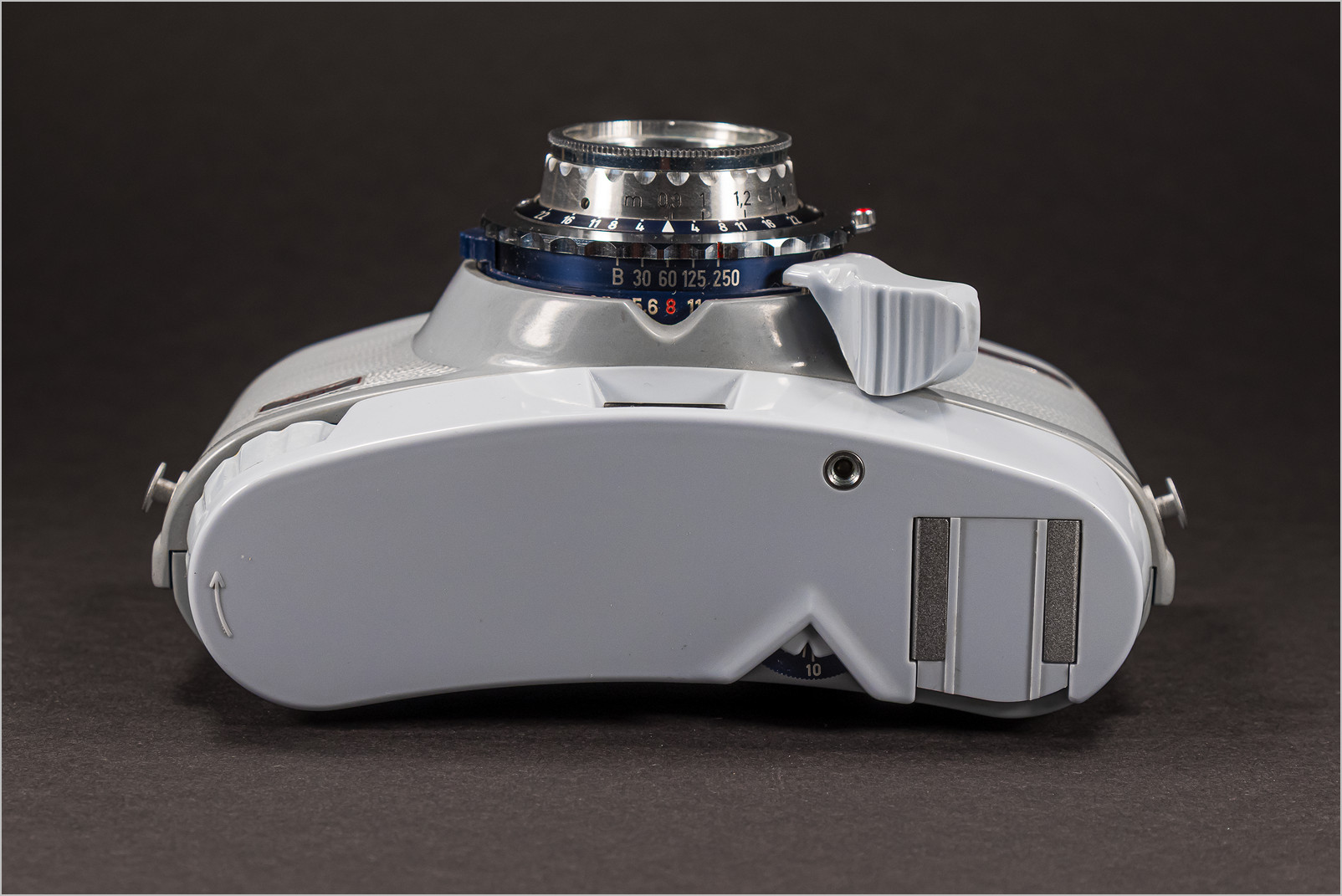 Zeiss Ikon Ikonette, Oberseite. 