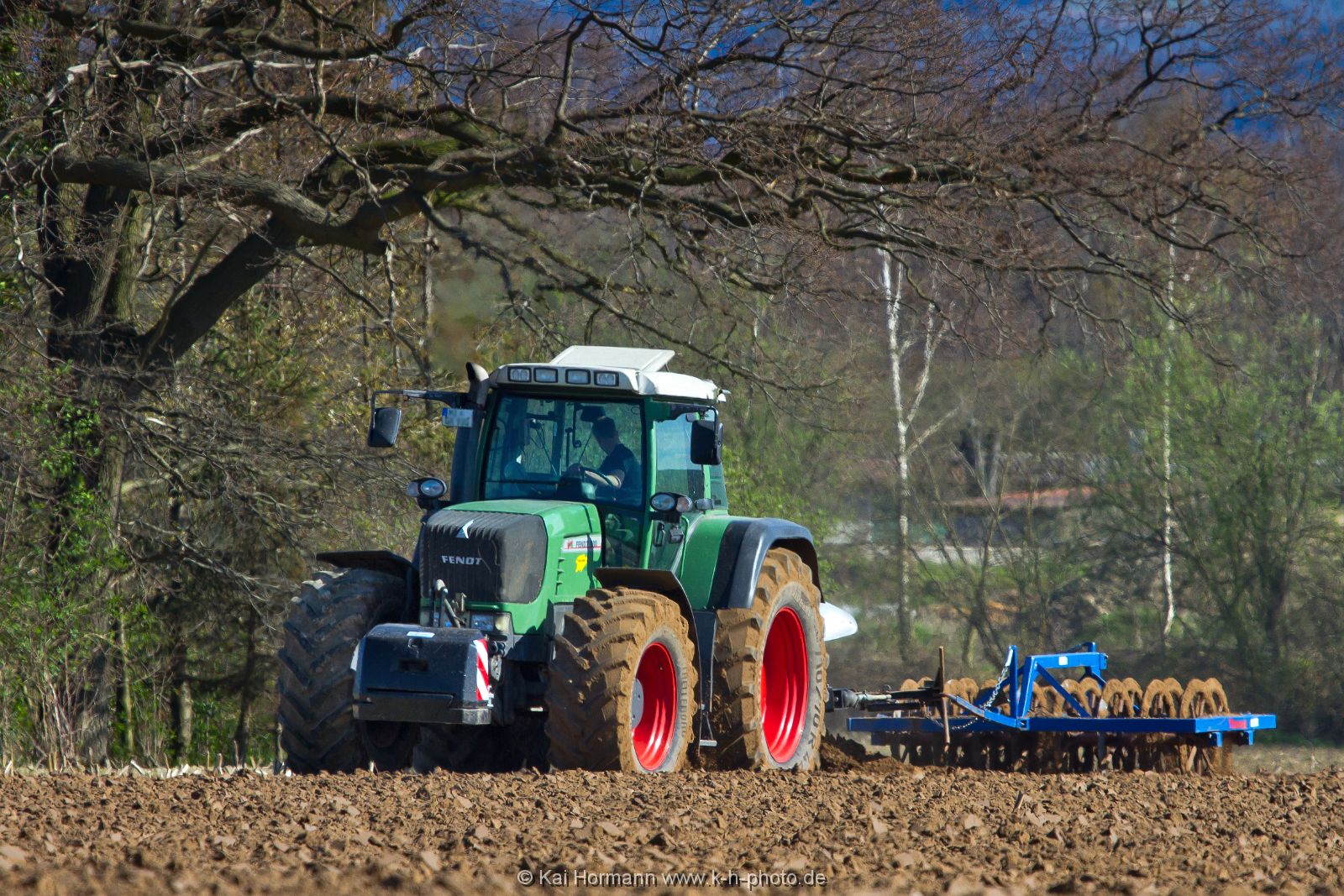 feldarbeit-im-fruehjahr Diverse Natur und Landschaftsfotos.
