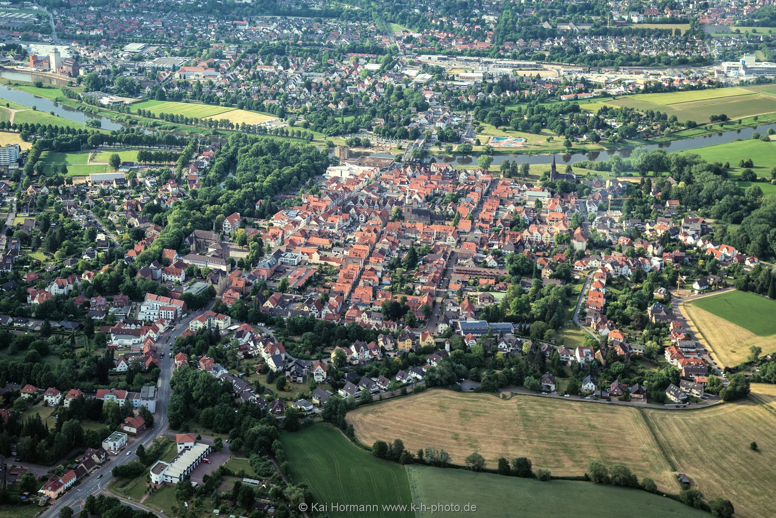 rinteln_luftaufnahme Rinteln aus südlicher Richtung.