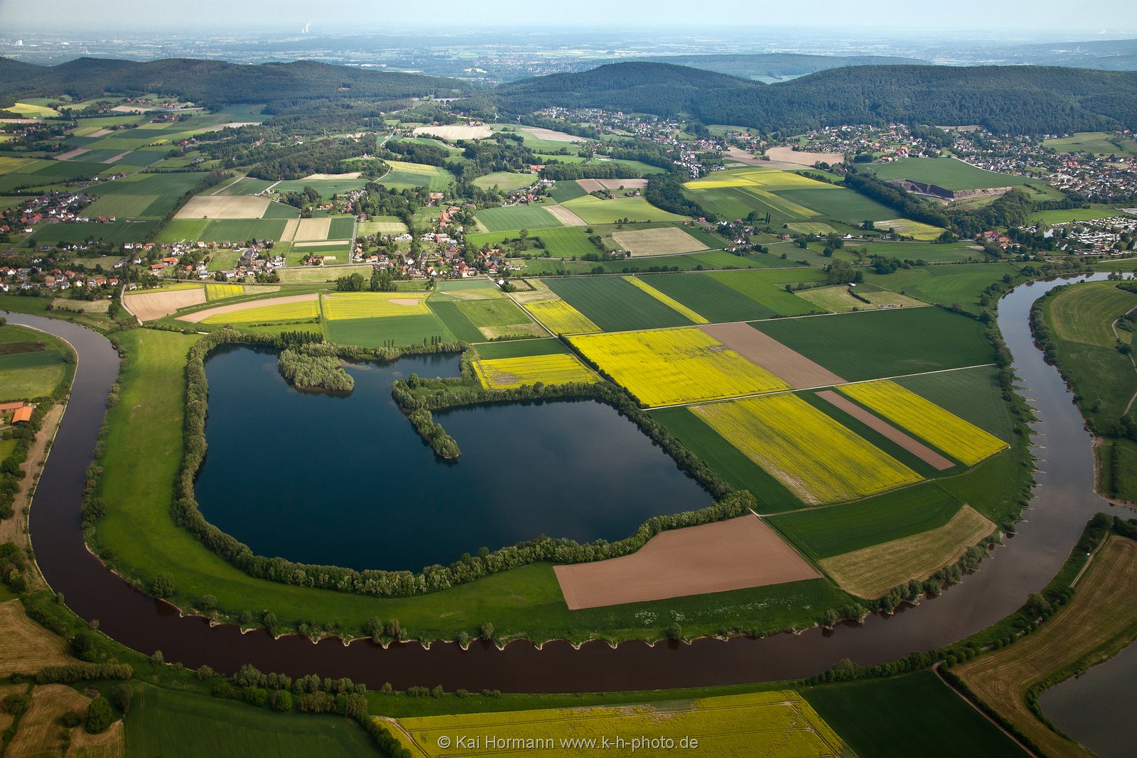 weserbogen-und-wesergebirge-bei-todenmann Weserbogen bei Todenmann.
