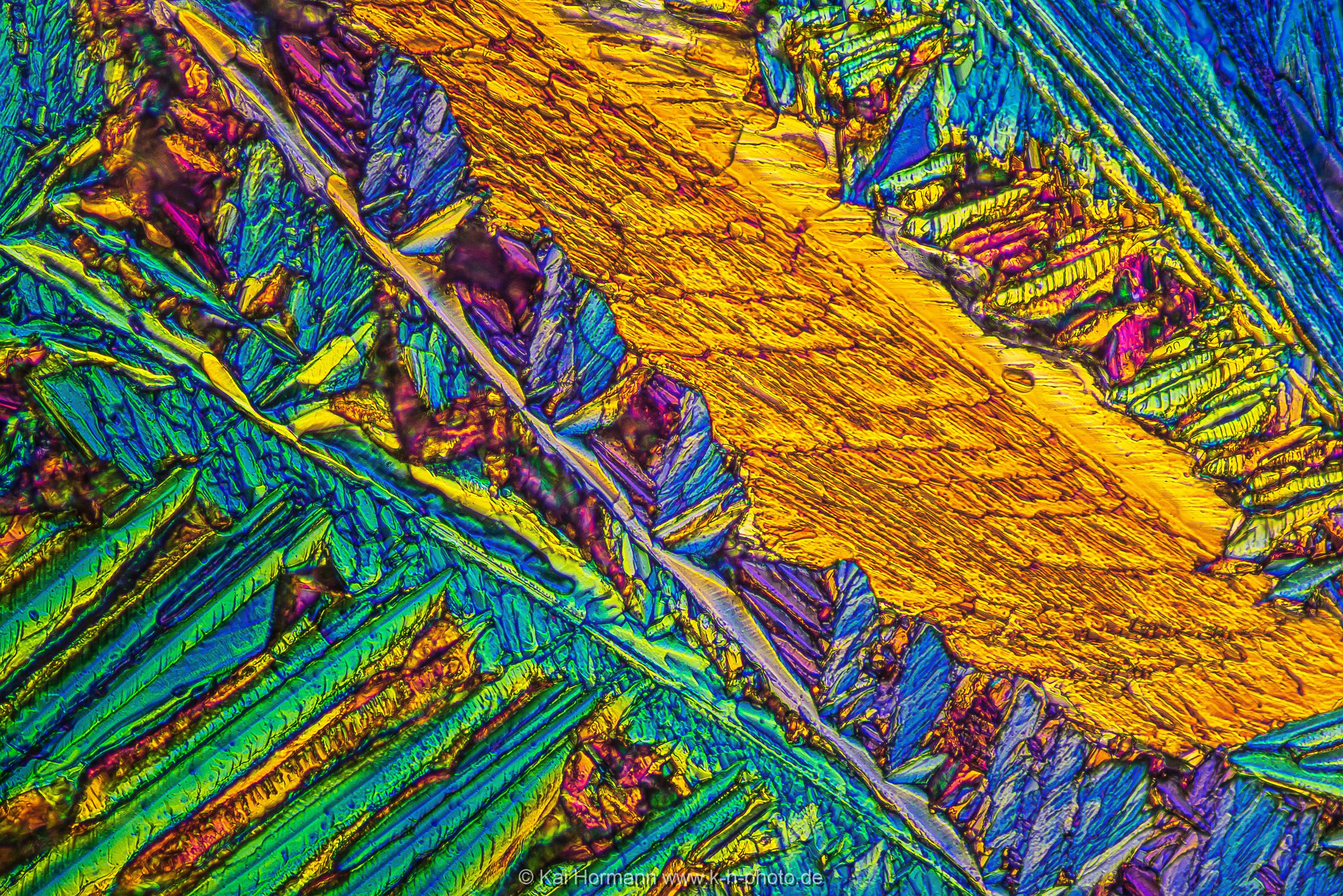 Kupfersulfat Mikrokristalle im polarisierten Licht.