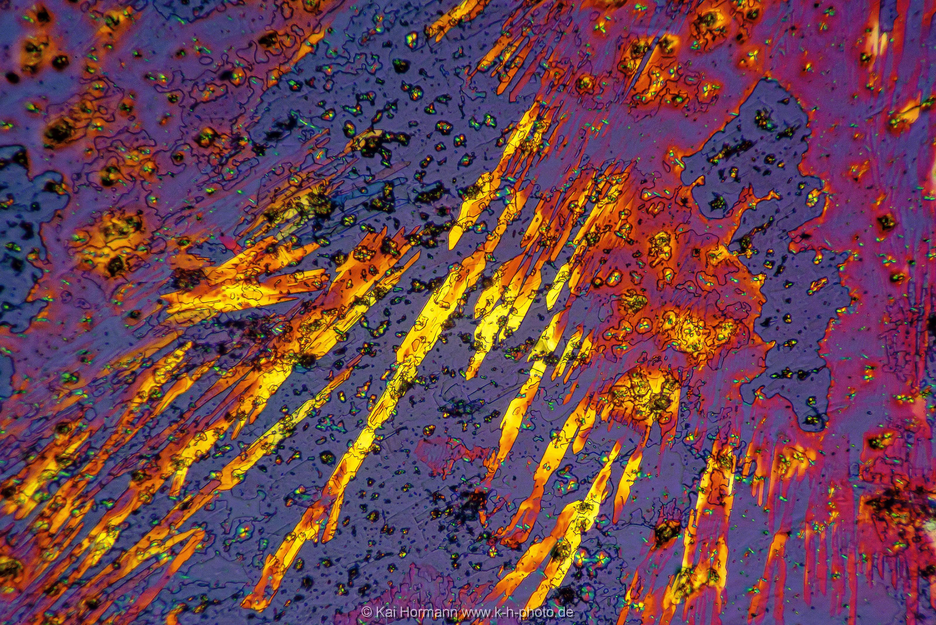 Natriumcyclamat Mikrokristalle im polarisierten Licht.