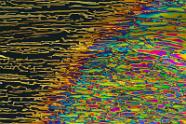 Natriumhydrogensulfat Mikrokristalle im polarisierten Licht.